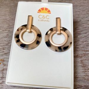 Tortoise Shell Acrylic & Matte Gold tone Earrings